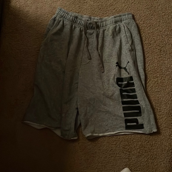 Puma shorts - Picture 1 of 3